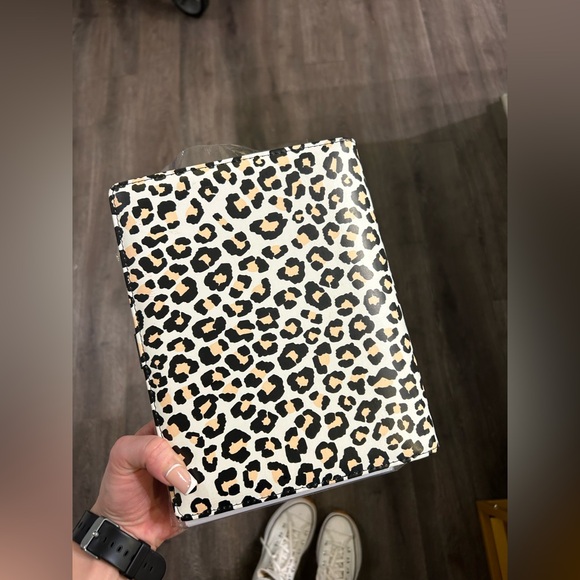 leopard print agenda 52 planner with templates! - Picture 4 of 13